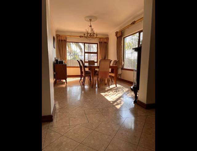 3 BEDROOM HOUSE FOR SALE IN KENSINGTON